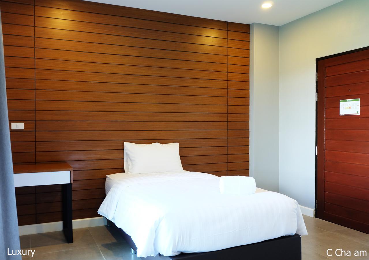 C Cha-Am Hotel Екстер'єр фото
