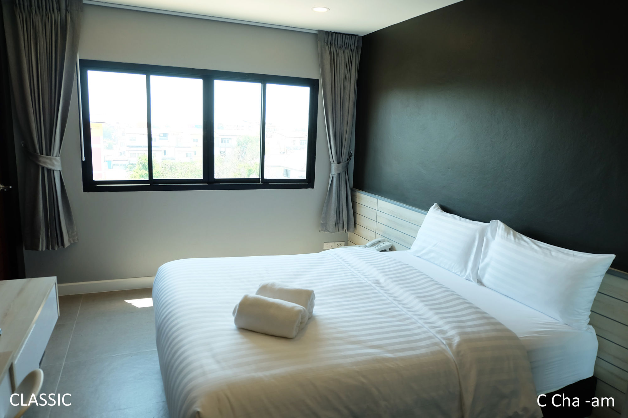 C Cha-Am Hotel Екстер'єр фото
