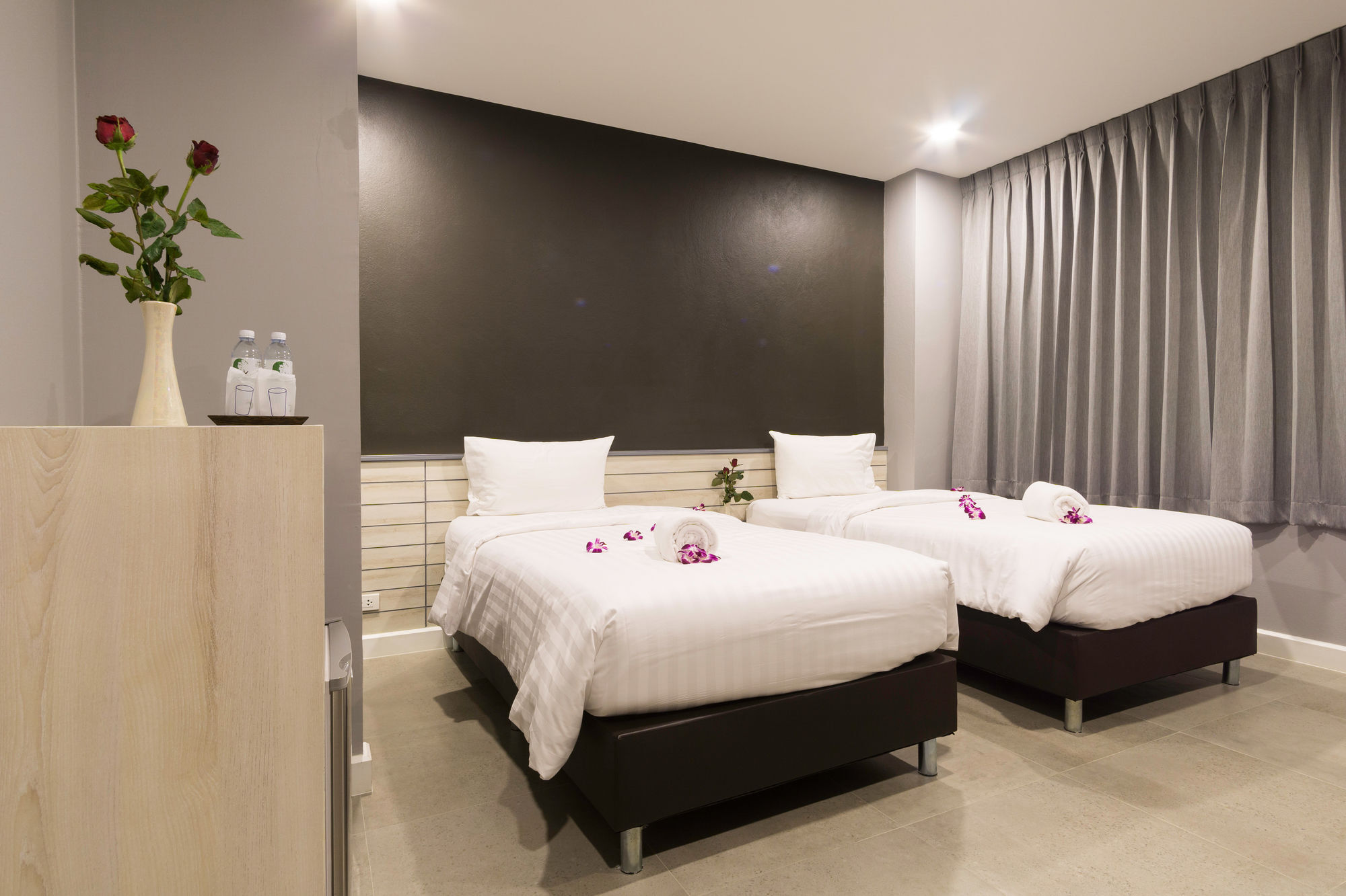 C Cha-Am Hotel Екстер'єр фото