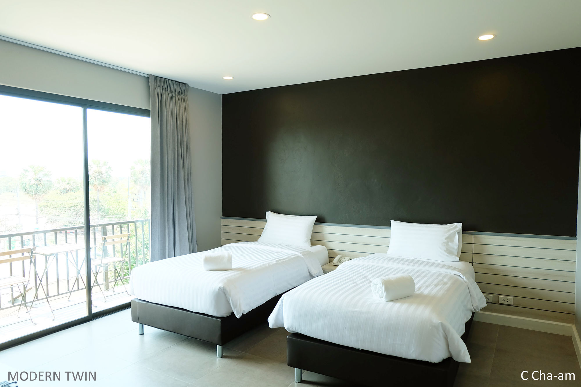 C Cha-Am Hotel Екстер'єр фото
