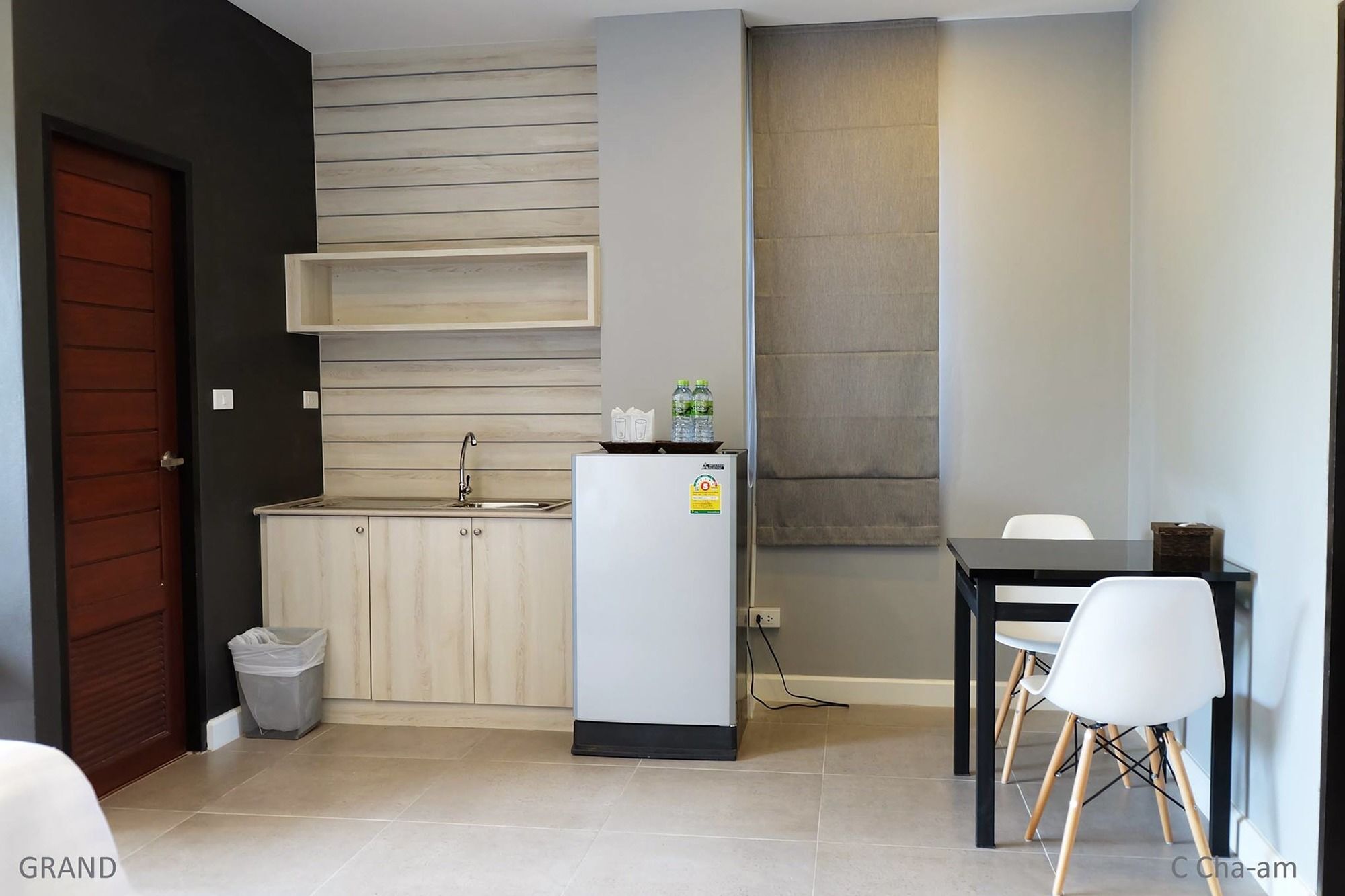 C Cha-Am Hotel Екстер'єр фото